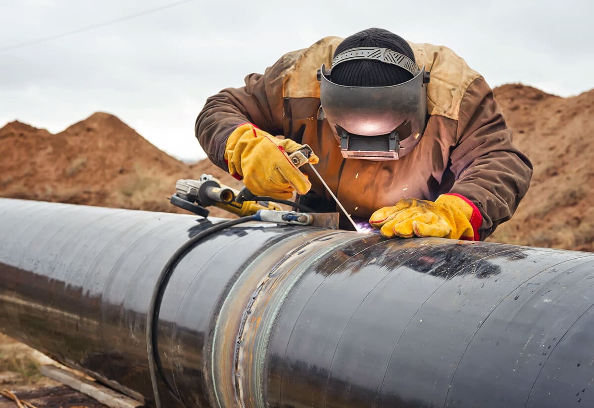 What to look for an a field service solution for your oil & gas business
